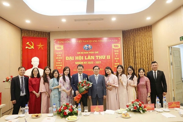 hat-nhan-phap-che-diem-tua-dia-phuong-hai-huong-di-cua-vcci