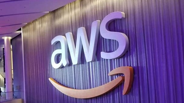 chau-au-thuc-day-dam-may-chu-quyen