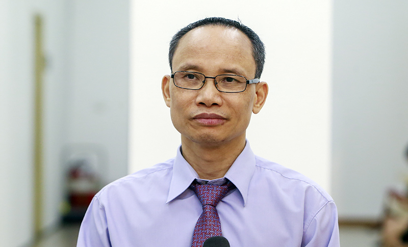 3-Can Van Luc (2).jpg