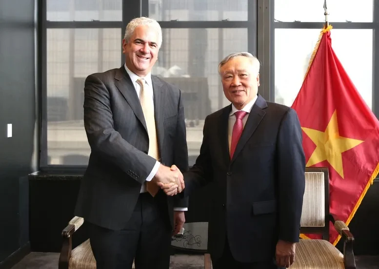 quy-dau-tu-300-ty-usd-muon-tim-co-hoi-hop-tac-tai-viet-nam