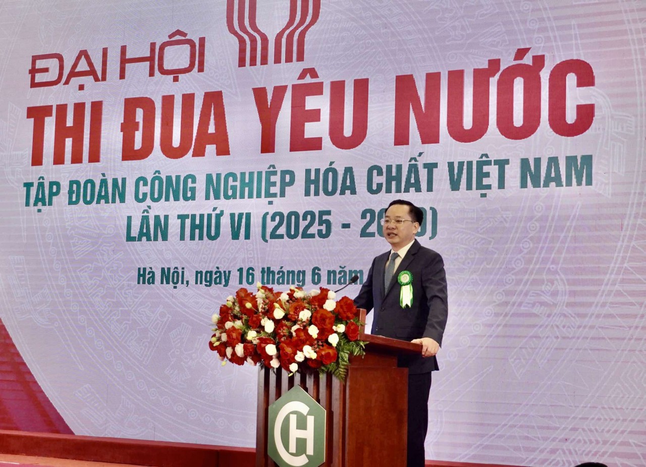 vinachem-phat-dong-phong-trao-thi-dua-yeu-nuoc-huong-toi-muc-tieu-tang-truong-hai-con-so