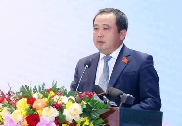 bon-giai-phap-ho-tro-doanh-nghiep-ung-pho-thach-thuc-tu-xung-dot-trung-dong