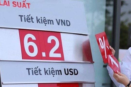 them-nhieu-ngan-hang-giam-lai-suat-huy-dong