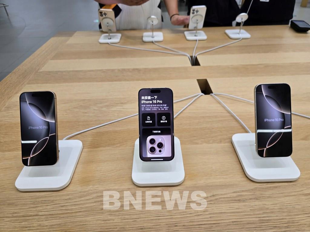 Sản xuất iPhone tại Mỹ - Câu chuyện cổ tích của Apple