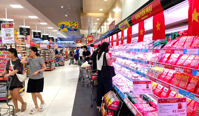 tu-tem-phieu-den-sieu-thi-hang-viet-dong-hanh-cung-nguoi-tieu-dung