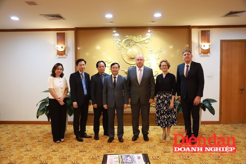 xay-dung-cau-noi-vung-chac-cho-hop-tac-doanh-nghiep-viet-nam-litva