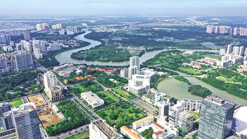 dong-von-nuoc-ngoai-van-soi-dong-giua-bao-thue-quan