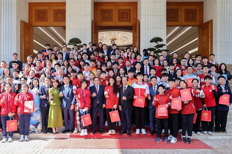 thu-tuong-khan-truong-xay-dung-de-an-phat-hien-va-boi-duong-nhan-tai-tre-viet-nam