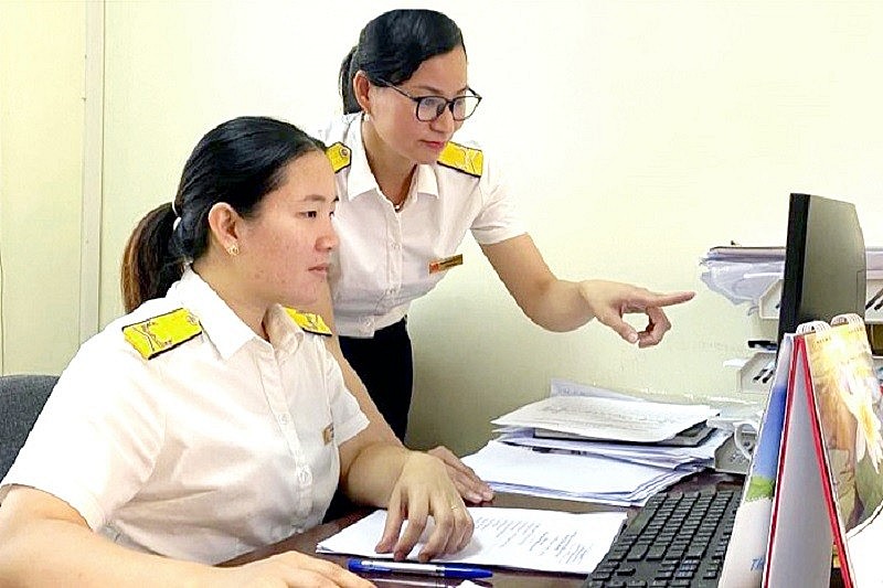 no-luc-keo-giam-no-thue-xuong-duoi-8-so-voi-so-thuc-thu