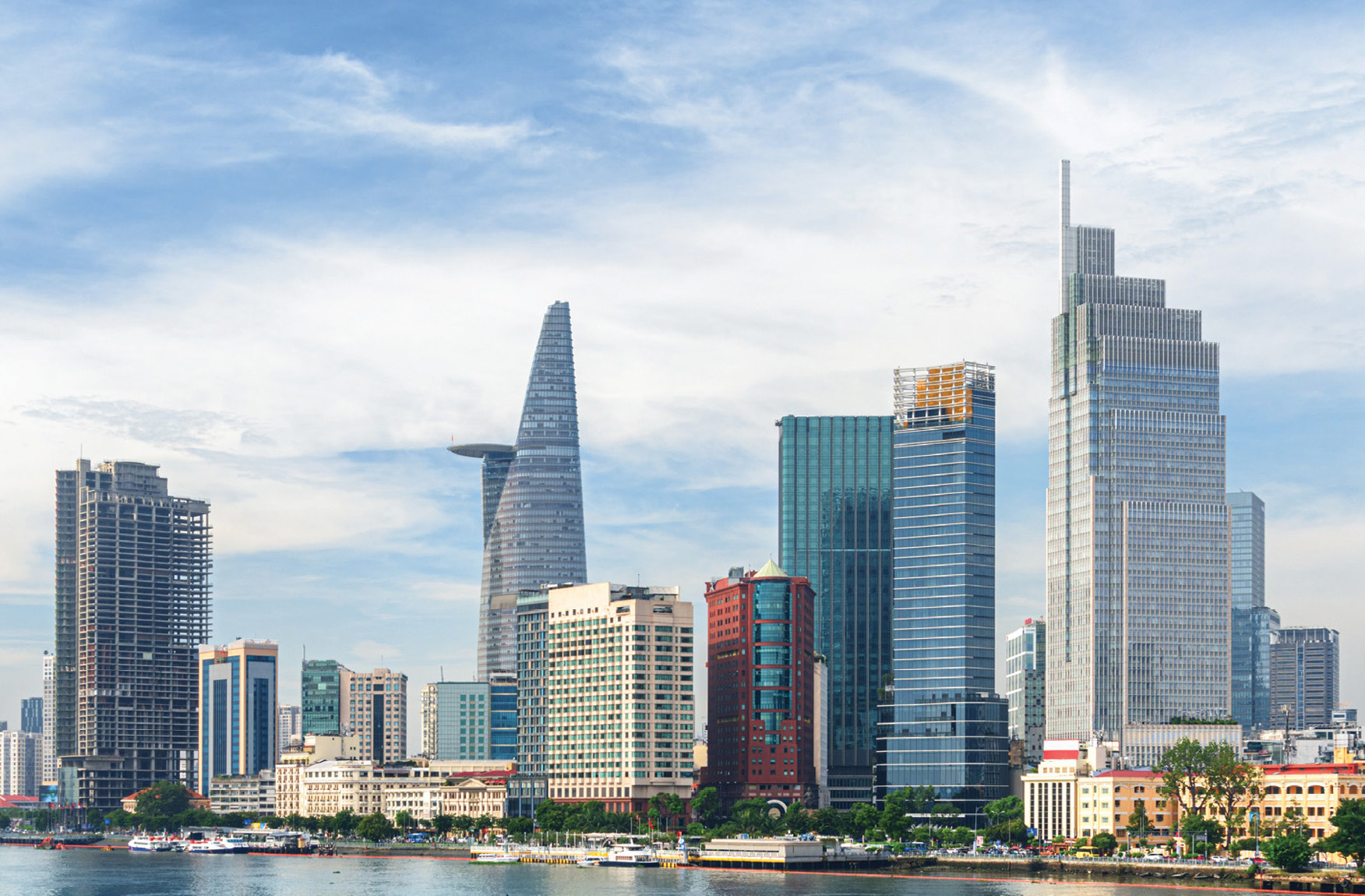 xay-trung-tam-tai-chinh-mau-chot-la-mo-khoa-cong-giao-dich-quoc-te