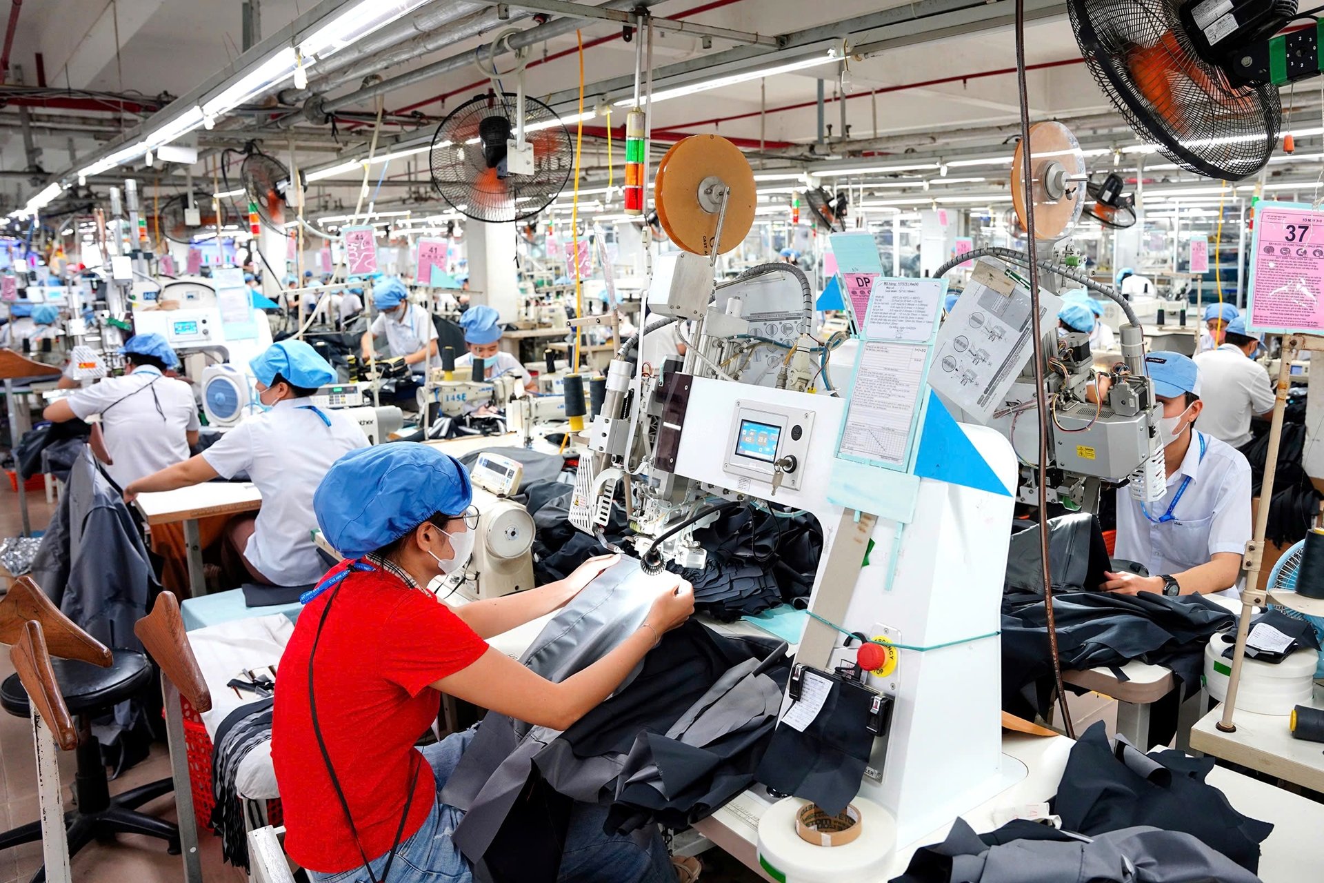 hang-my-vao-viet-nam-thue-0-phep-thu-lon-cho-cac-doanh-nghiep-noi