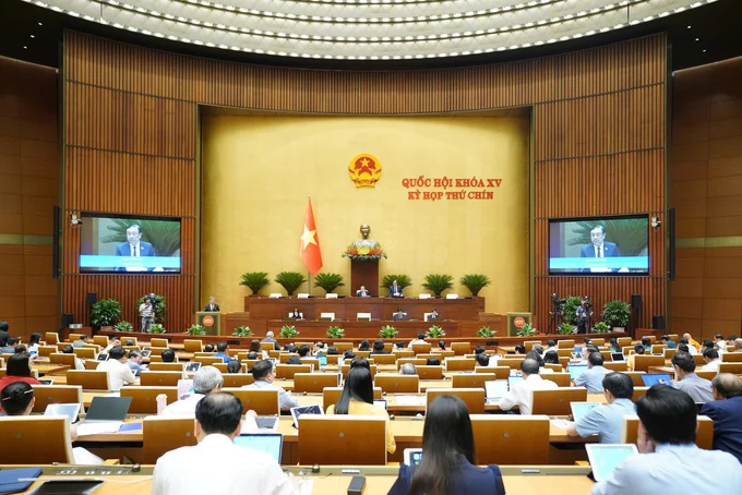 Quốc hội thảo luận về Luật Thuế TNDN