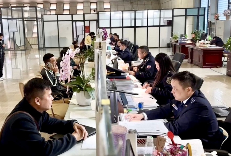 khan-truong-go-vuong-thu-tuc-gia-cong-san-xuat-xuat-khau-va-xuat-nhap-khau-tai-cho