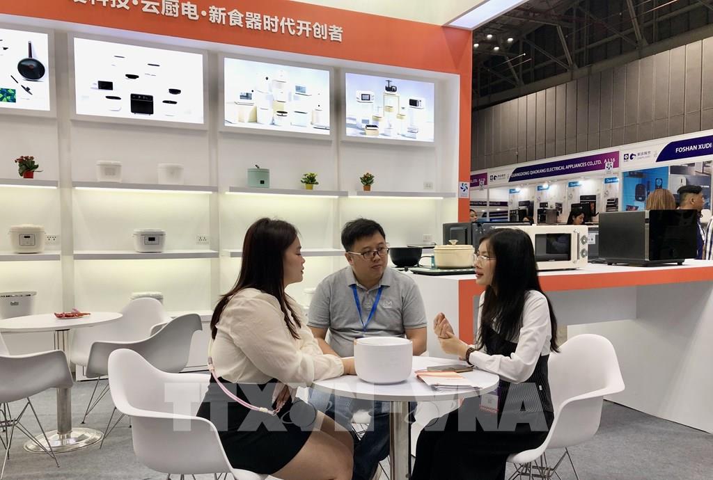 Hơn 300 doanh nghiệp tham gia Triển lãm quốc tế điện tử và thiết bị thông minh Việt Nam