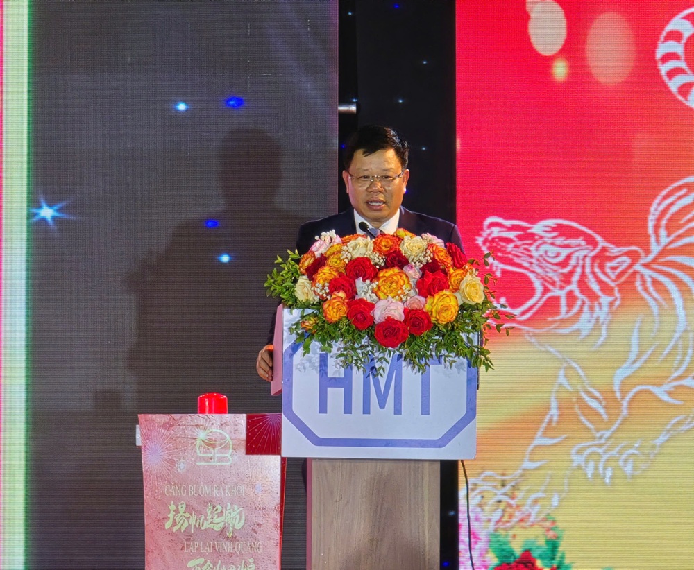 Ong_Le_Trung_Kien_Trng_ban_Ban_qun_l_Khu_kinh_t_Hi_Phong_phat_biu_ti_l_khanh_thanh._nh_-_Thanh_Sn.jpg