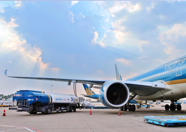 cuc-hang-khong-de-xuat-phu-thu-nhien-lieu-vao-gia-ve-may-bay-noi-dia