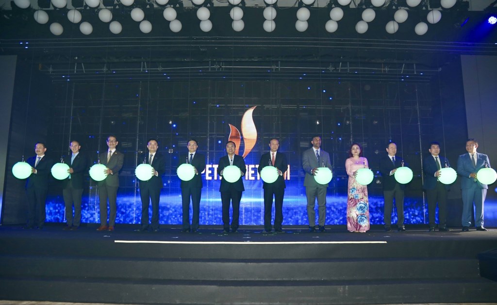 gap-mat-nha-thau-va-doi-tac-dau-khi-nam-2025-dong-hanh-cung-phat-trien-doan-ket-de-thanh-cong