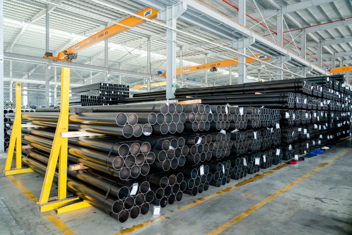 Sản xuất và tiêu thụ thép tăng trưởng tích cực