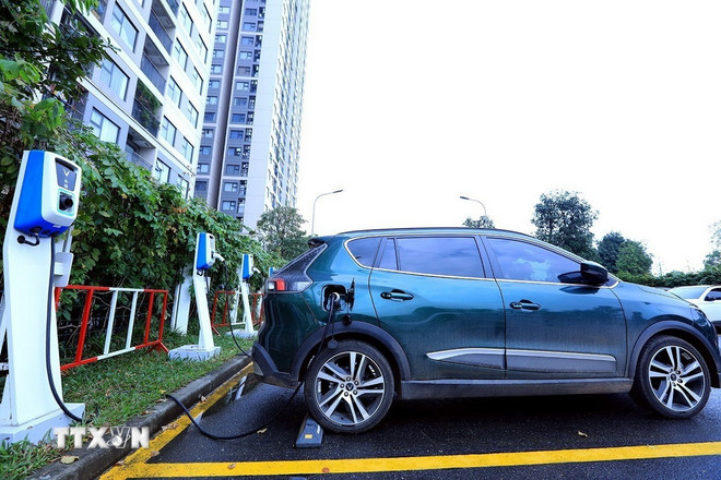 Đề xuất 2 phương án miễn, giảm lệ phí trước bạ đối với ôtô điện