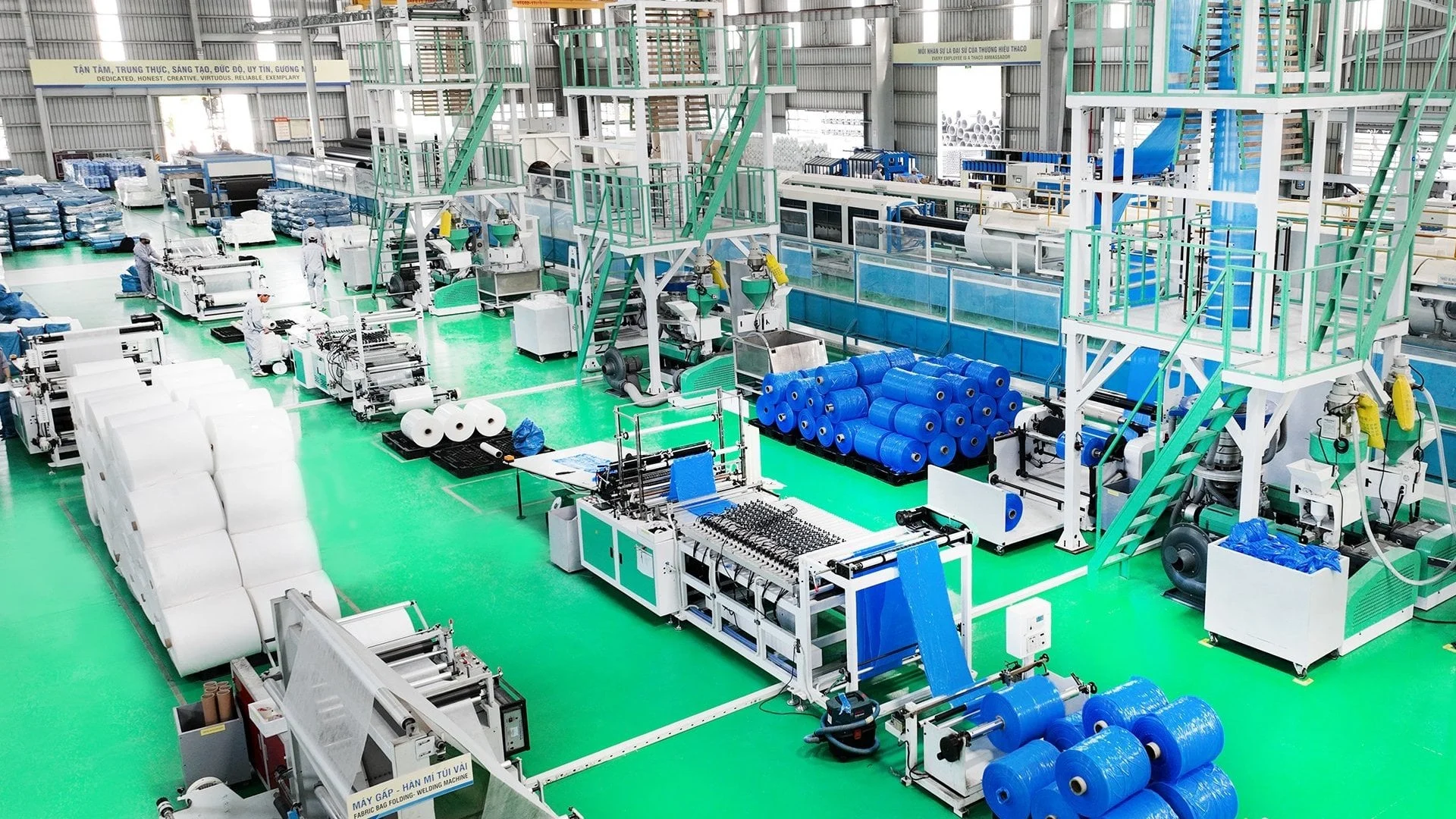 Doanh nghiệp nhựa trước áp lực suy giảm lợi nhuận bởi 'bão chi phí'