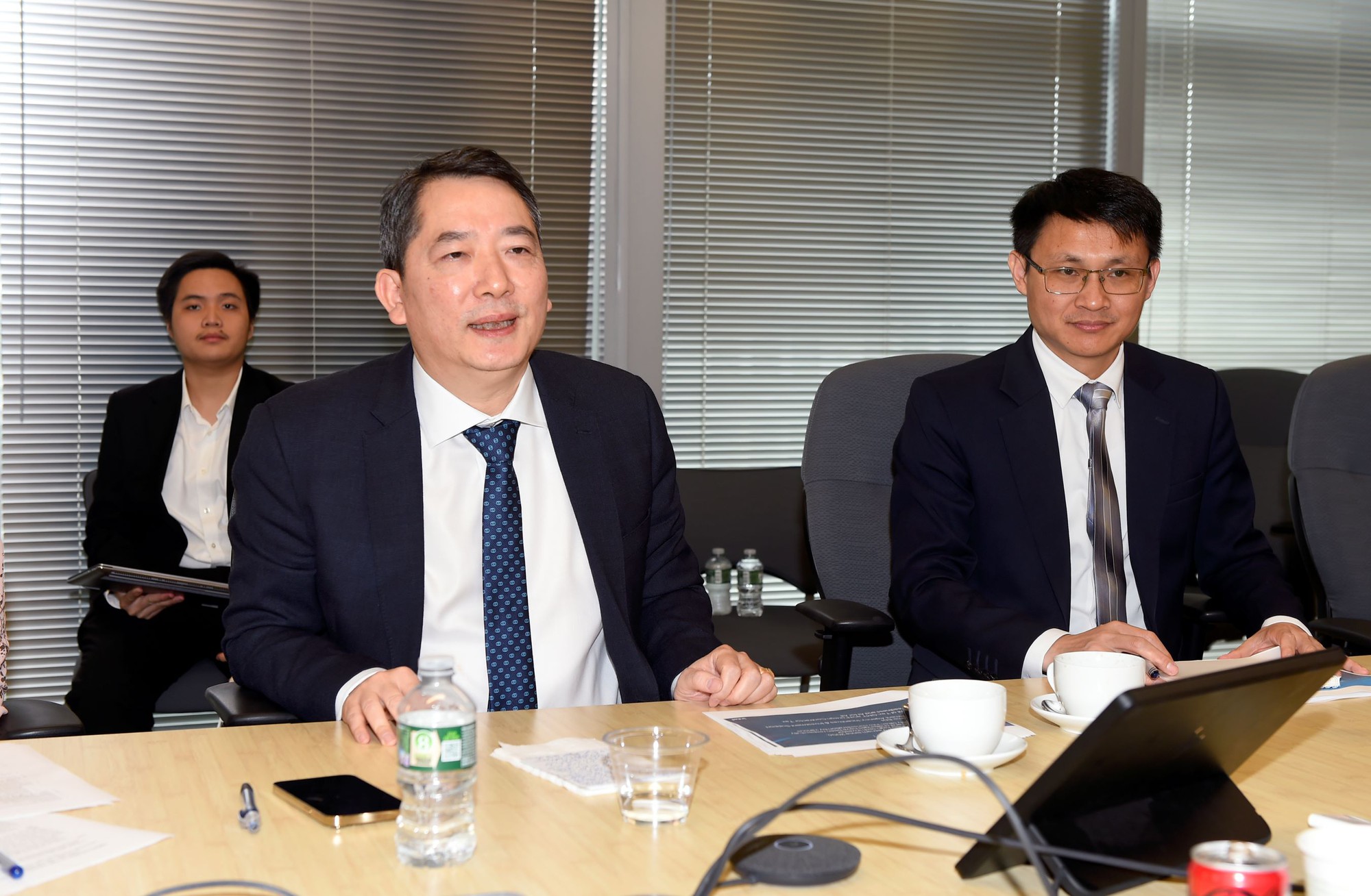 viet-nam-hoa-ky-thuc-day-hop-tac-ai-va-ban-dan