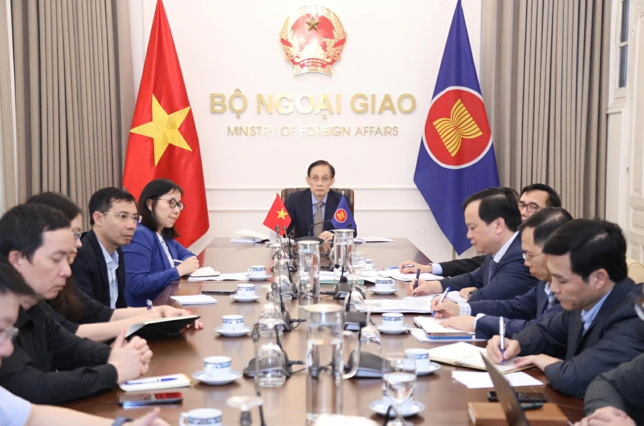 Hội nghị cấp cao ASEAN lần thứ 48: Tiếp thêm năng lượng cho 'con tàu' ASEAN