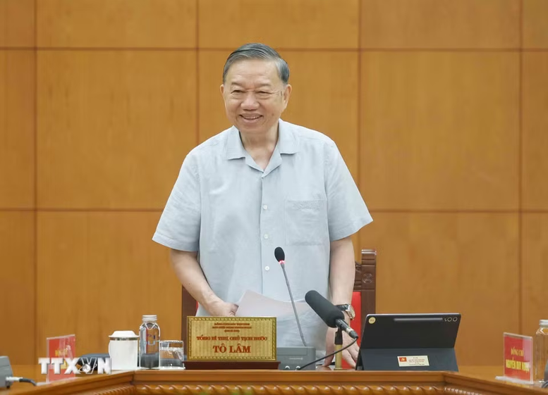 tong-bi-thu-chu-tich-nuoc-to-lam-hoan-thien-de-an-ve-phat-trien-cong-nghe-luong-tu-mang-tam-chien-luoc