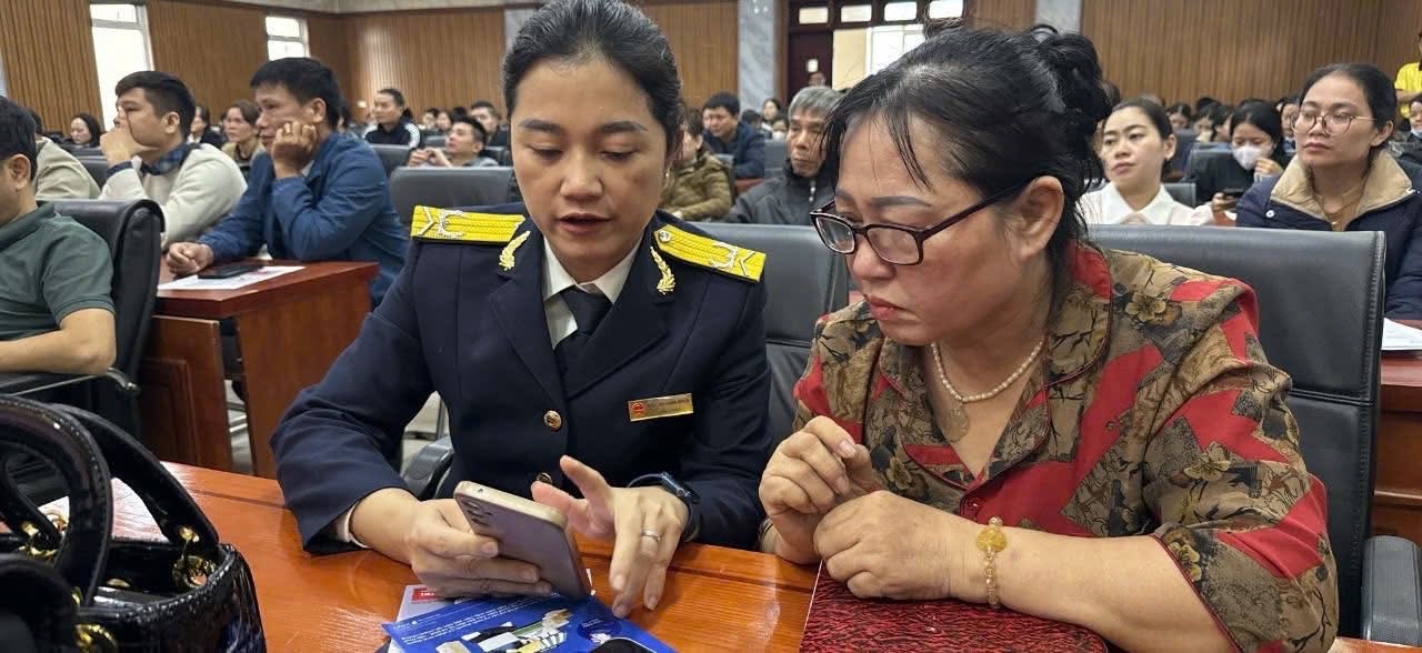 nganh-thue-san-sang-dong-hanh-cung-ho-kinh-doanh-chuyen-tu-thue-khoan-sang-ke-khai