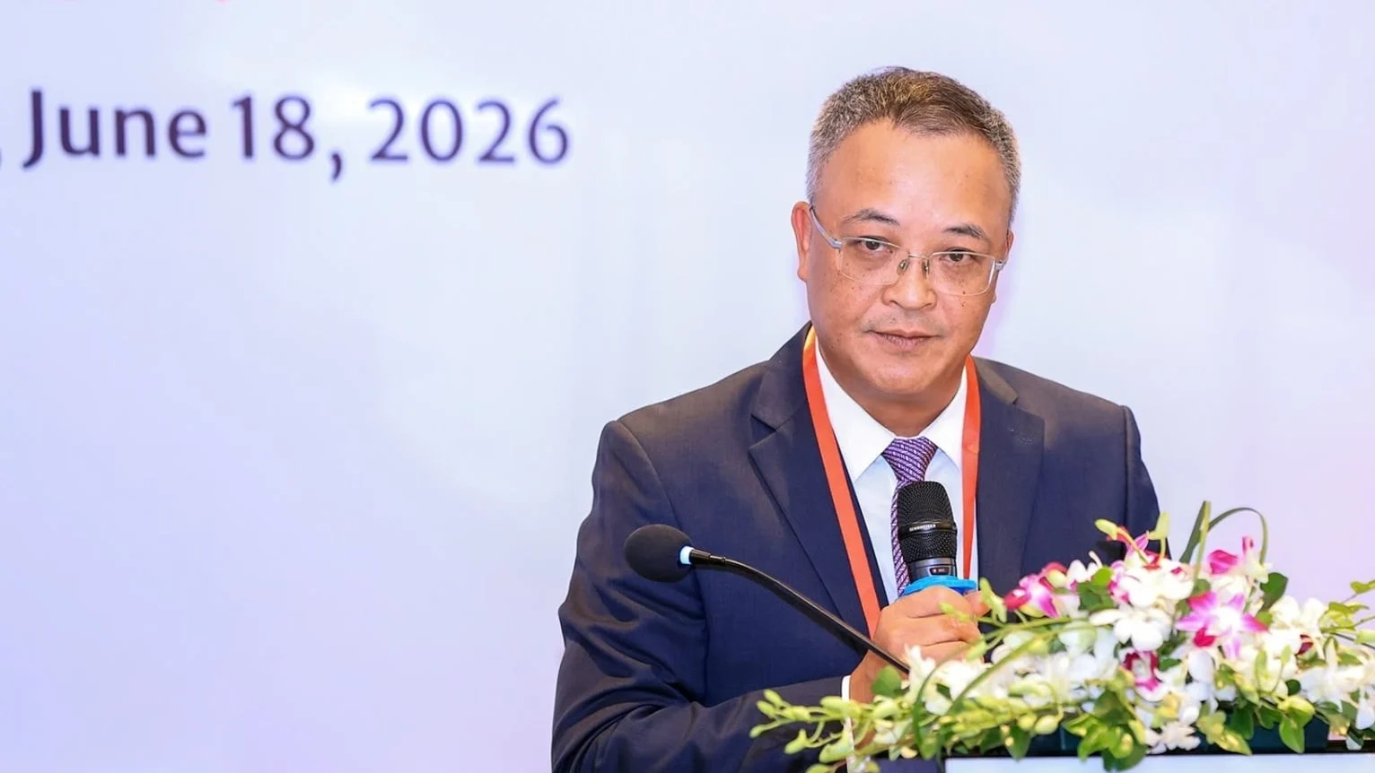 Nâng hạng chỉ là khởi đầu: Doanh nghiệp Việt cần chuẩn bị gì để tiếp cận dòng vốn toàn cầu?