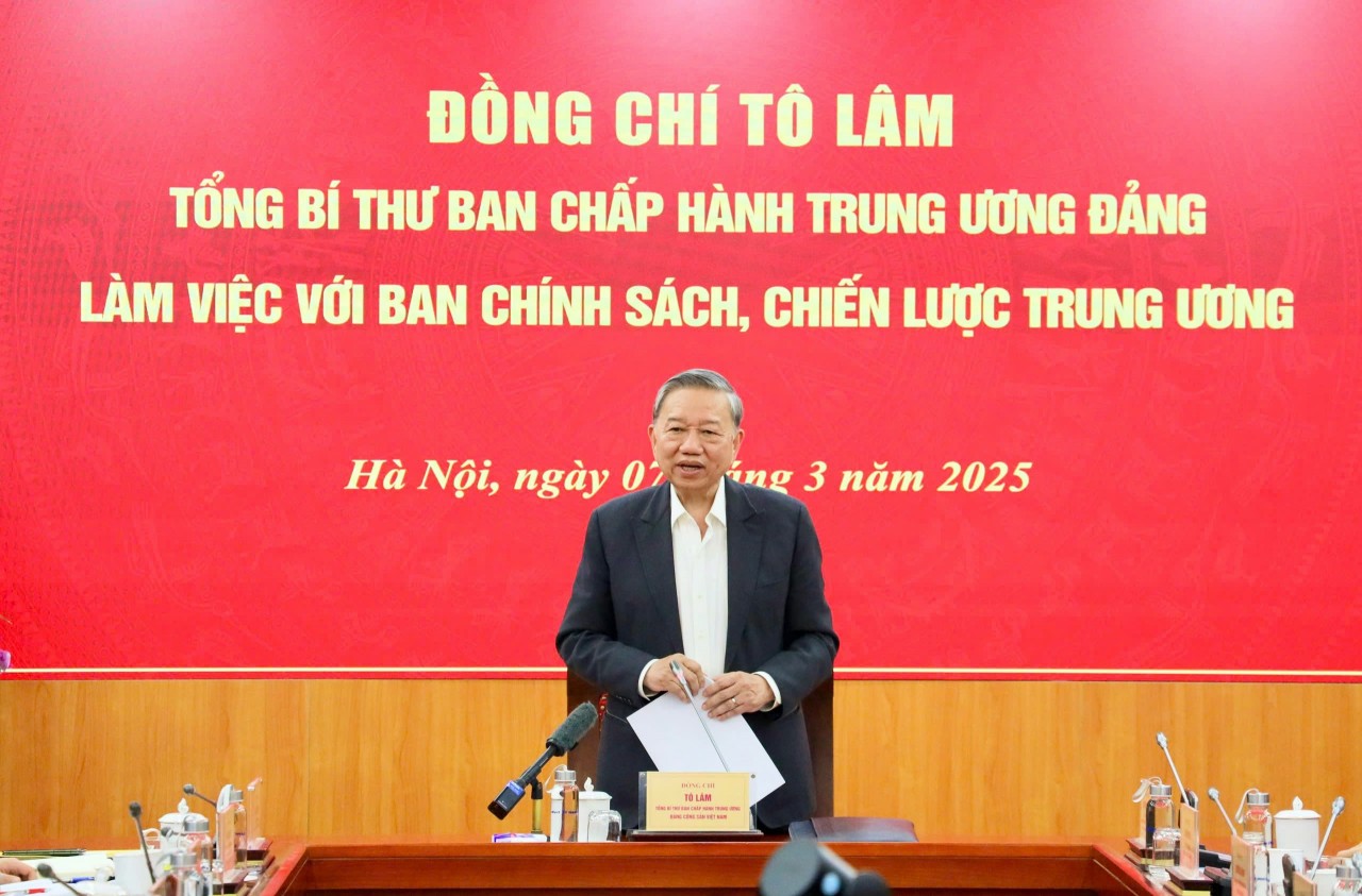 tong-bi-thu-to-lam-xoa-bo-cac-rao-can-tro-luc-voi-su-phat-trien-cua-doanh-nghiep