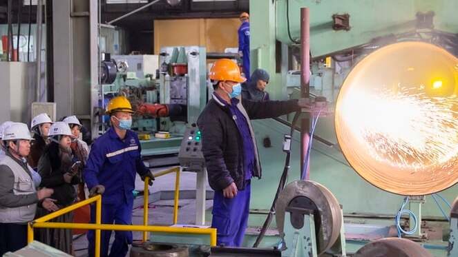 Bộ Chính trị yêu cầu có cơ chế, chính sách ưu đãi đủ mạnh phát triển công nghiệp vật liệu
