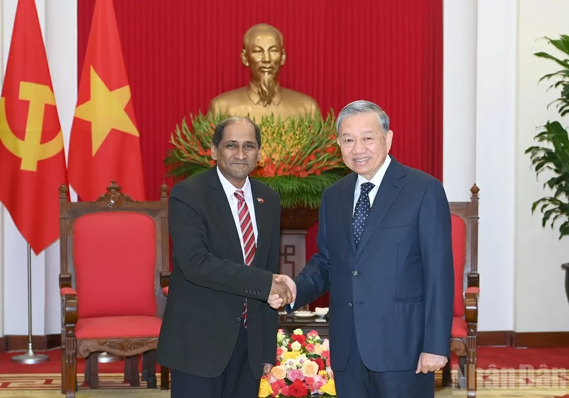 viet-nam-luon-coi-singapore-la-nguoi-ban-than-thiet-dong-hanh-dang-tin-cay