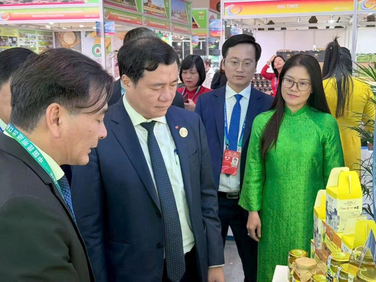 Việt Nam tham dự Hội chợ Trung Quốc – Nam Á lần thứ 10 và Hội chợ Xuất nhập khẩu Côn Minh lần thứ 30