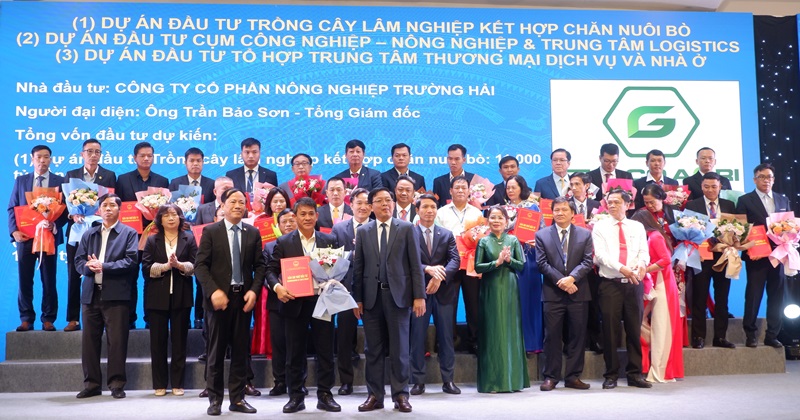 thaco-agri--cam-ket-trien-khai-5-du-an-von-11000-ty-dong-tai-tay-gia-lai1760374093.JPG