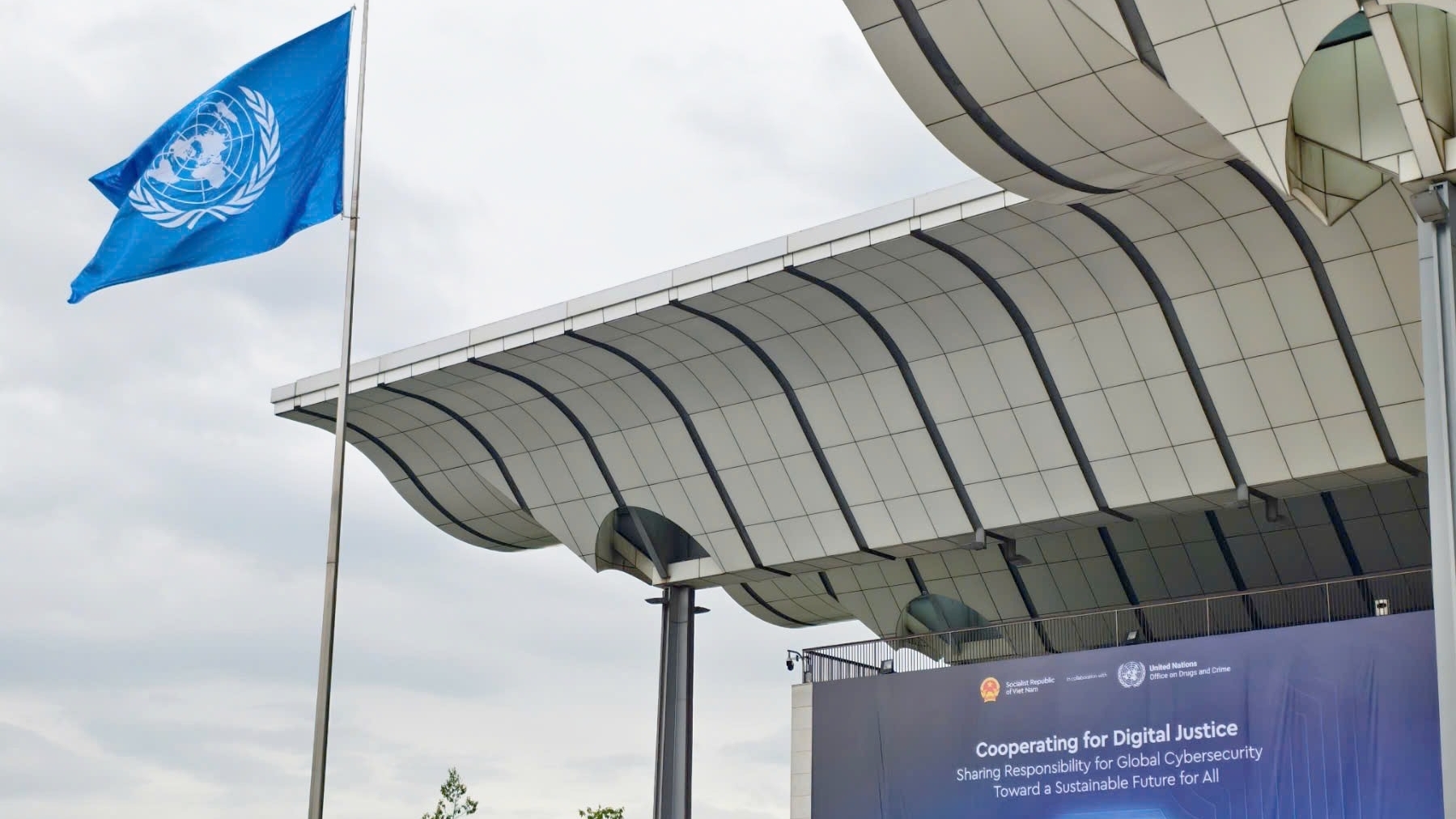 cong-uoc-ha-noi-khang-dinh-vai-tro-lanh-dao-cua-viet-nam-trong-quan-tri-so-va-cam-ket-manh-me-voi-chu-nghia-da-phuong