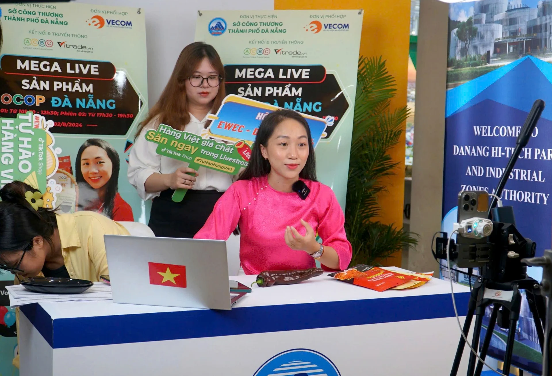 Thương mại điện tử miền Trung - Tây Nguyên 'đi nhanh' nhưng vướng 'nút thắt' logistics