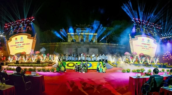 unesco-gui-thong-diep-chuc-mung-viec-bo-chinh-tri-dang-cong-san-viet-nam-ban-hanh-nghi-quyet-so-80-nqtw-ve-phat-trien-van-hoa