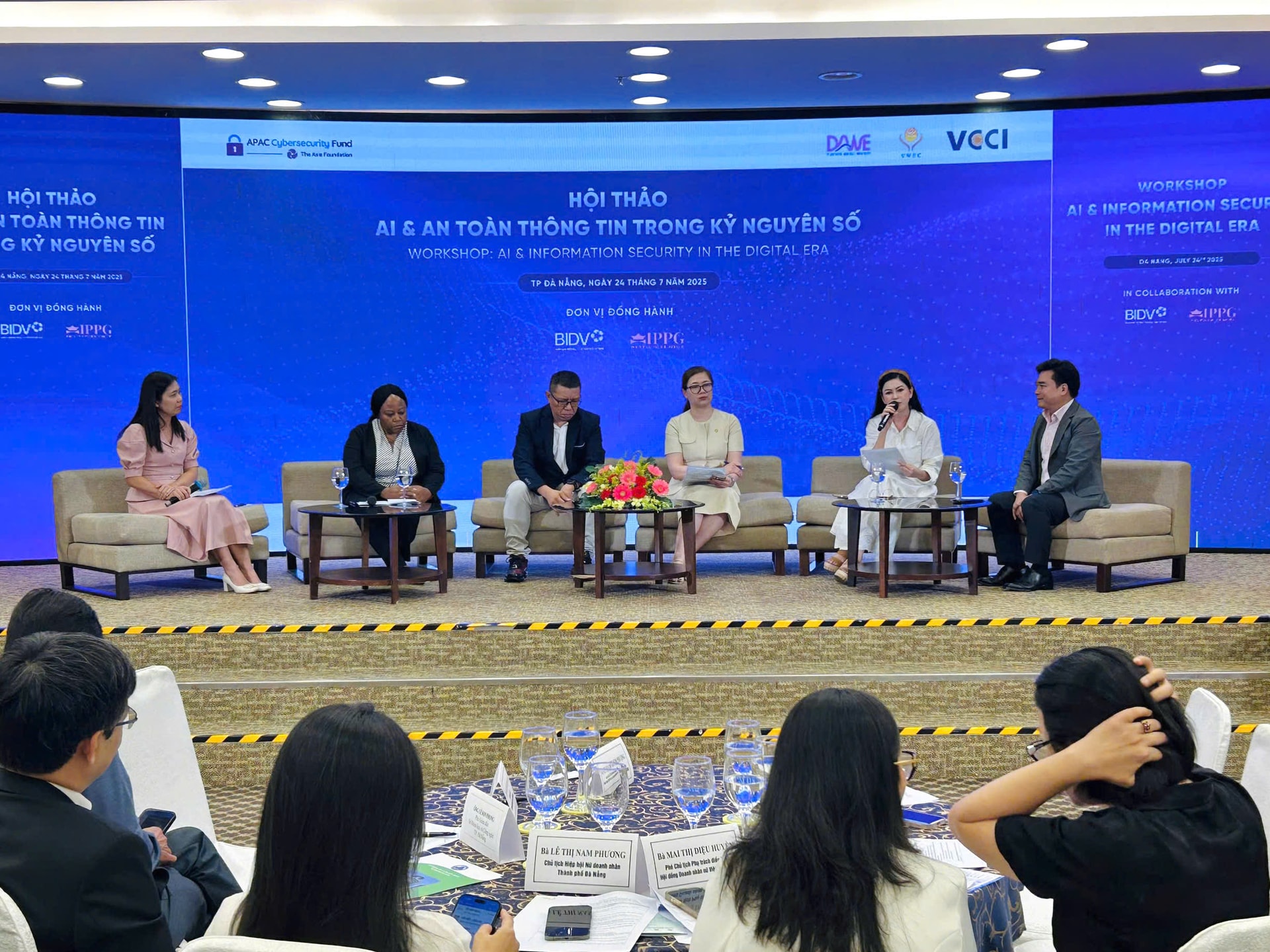 nu-doanh-nhan-thoi-dai-so-tu-cong-nghe-den-lanh-dao-ben-vung