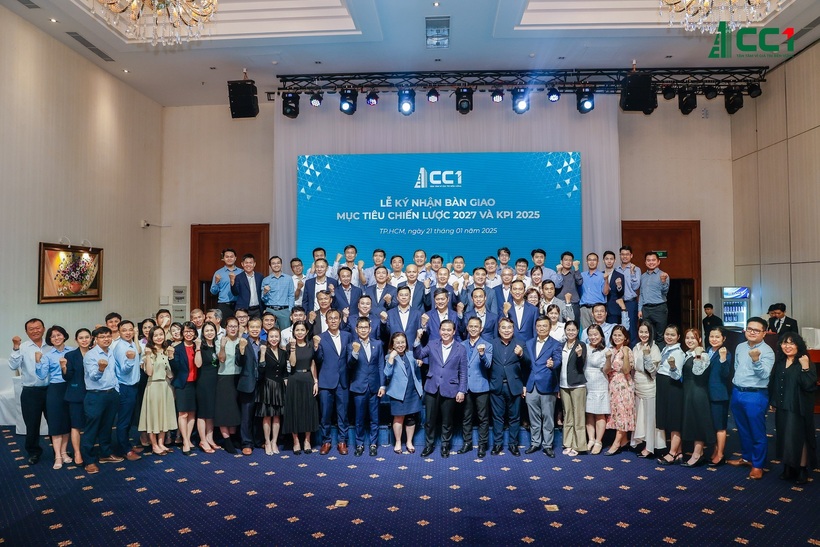 cc1-lot-top-10-doanh-nghiep-doi-moi-sang-tao-va-kinh-doanh-hieu-qua-2025