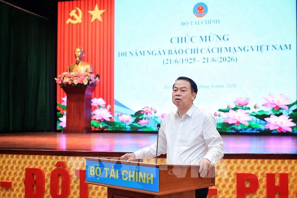 nghien-cuu-chinh-sach-thue-ho-tro-nguoi-lao-dong-ve-nha-o