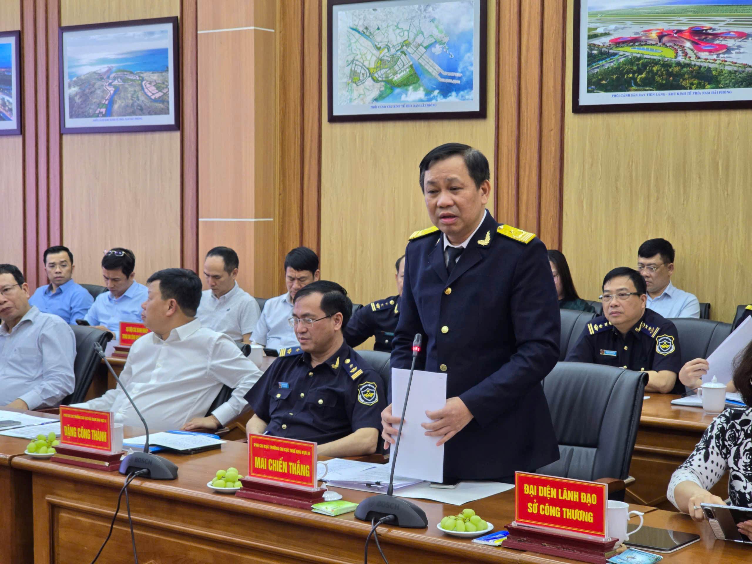 Ong_Mai_Chin_Thng_Pho_Chi_cc_trng_Chi_cc_Thu_khu_vc_III_cho_bit_c_quan_Thu_s_ng_hanh_cung_doanh_nghip_theo_doi_anh_gia_tac_ng_ca_chinh_sach_thu_va_iu_chnh_da_tren_phn_anh_ca_doanh_nghip._nh_-_Thanh_Sn.jpg