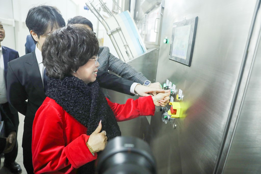 Bên trong Nhà máy sữa tươi TH true MILK tại Liên bang Nga