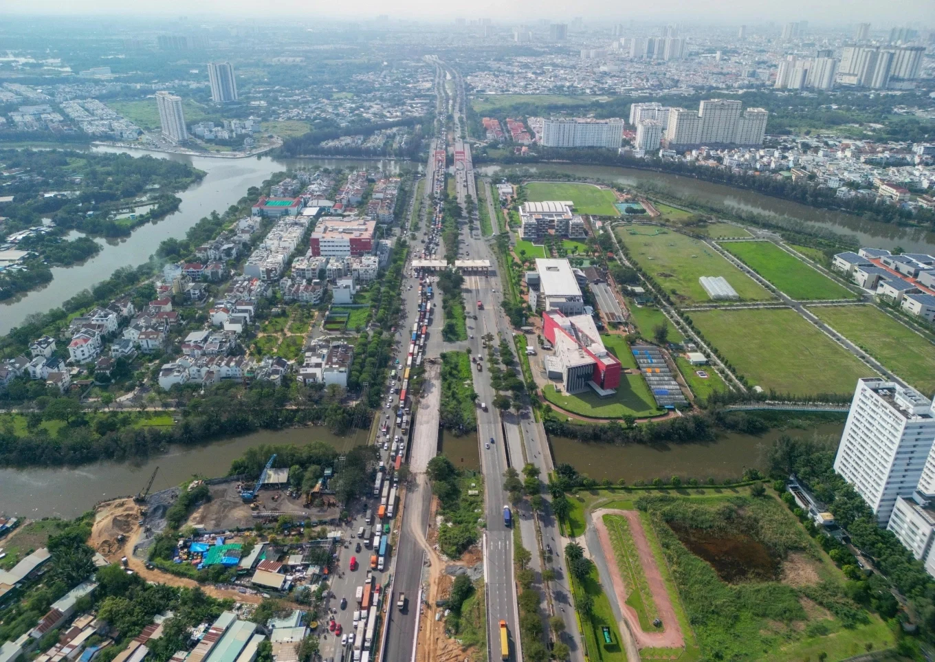 de-xuat-cach-tinh-thue-moi-de-siet-tinh-trang-hai-gia-bat-dong-san
