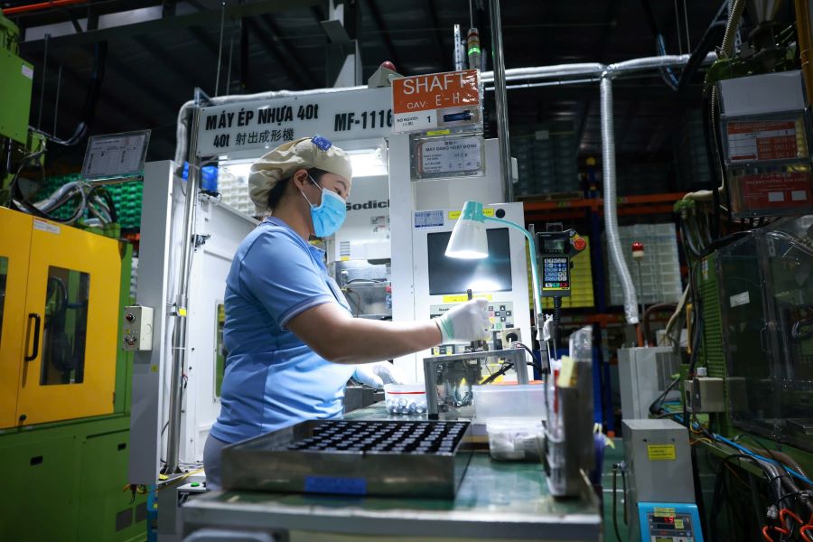 xuat-nhap-khau-cua-doanh-nghiep-fdi-nam-2025-tang-153-ty-usd