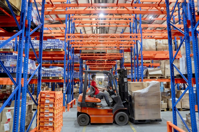 Viettel Post tăng tốc logistics, doanh thu tăng nhưng lợi nhuận bán niên giảm