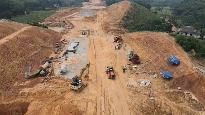 nganh-xay-dung-no-luc-giai-ngan-gan-60000-ty-dong-von-dau-tu-cong-trong-5-thang-cuoi-nam