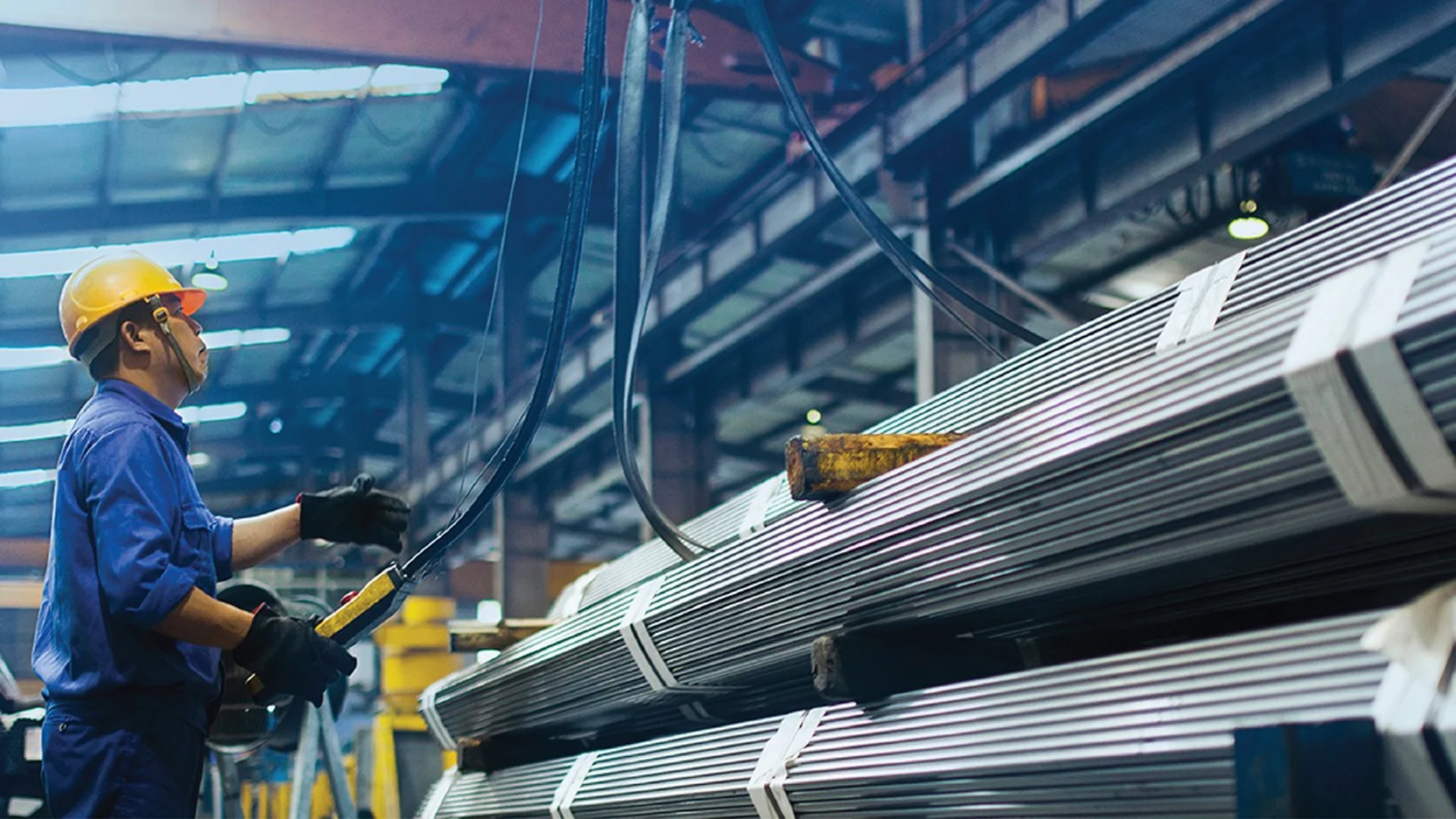 con-trai-chu-tich-tran-dinh-long-chi-khoang-800-ty-dong-mua-333-trieu-co-phieu-hpg