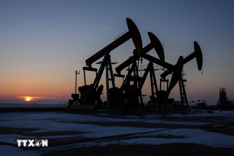 ap-luc-ban-lan-rong-sac-do-bao-trum-thi-truong-nang-luong