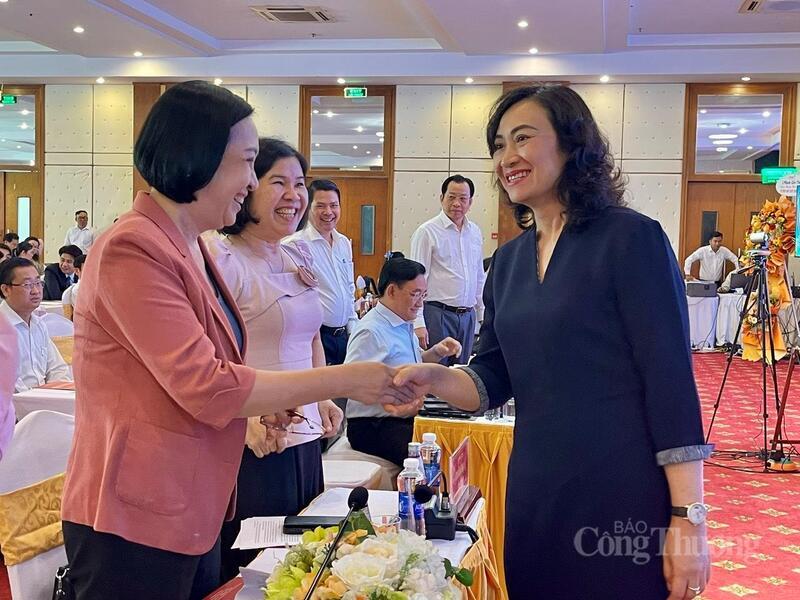 hoi-nghi-thuc-day-xuat-khau-gao-2026-gia-tang-gia-tri-mo-rong-dau-ra