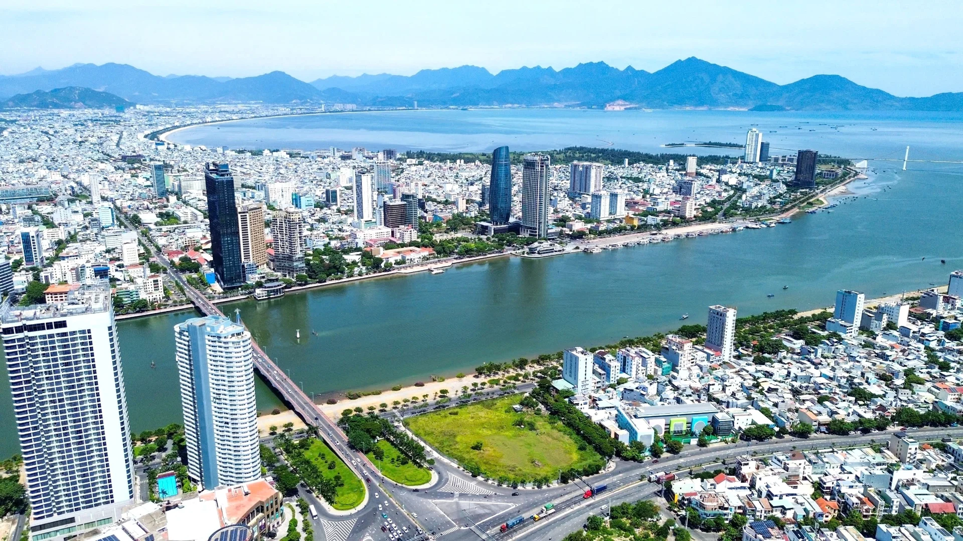 Điểm danh ‘ông lớn’ là thành viên Trung tâm Tài chính quốc tế tại Đà Nẵng